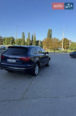 Внедорожник / Кроссовер Audi Q7 2012 в 