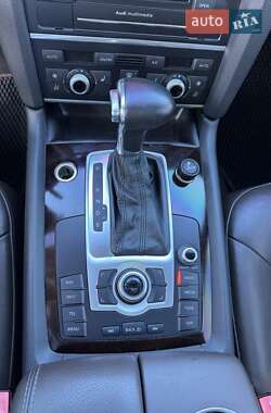 Внедорожник / Кроссовер Audi Q7 2012 в 