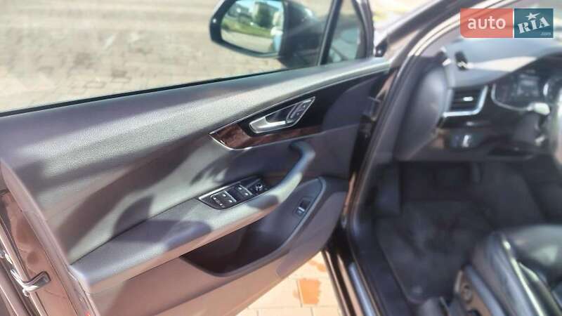 Позашляховик / Кросовер Audi Q7 2016 в Рівному фото 21 Позашляховик / Кросовер Audi Q7 2016 в Рівному