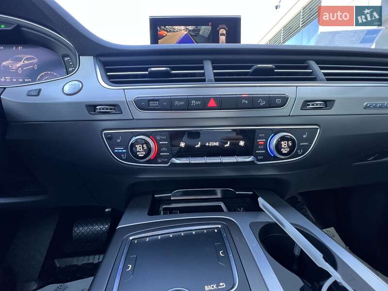 Позашляховик / Кросовер Audi Q7 2018 в Києві фото 29 Позашляховик / Кросовер Audi Q7 2018 в Києві