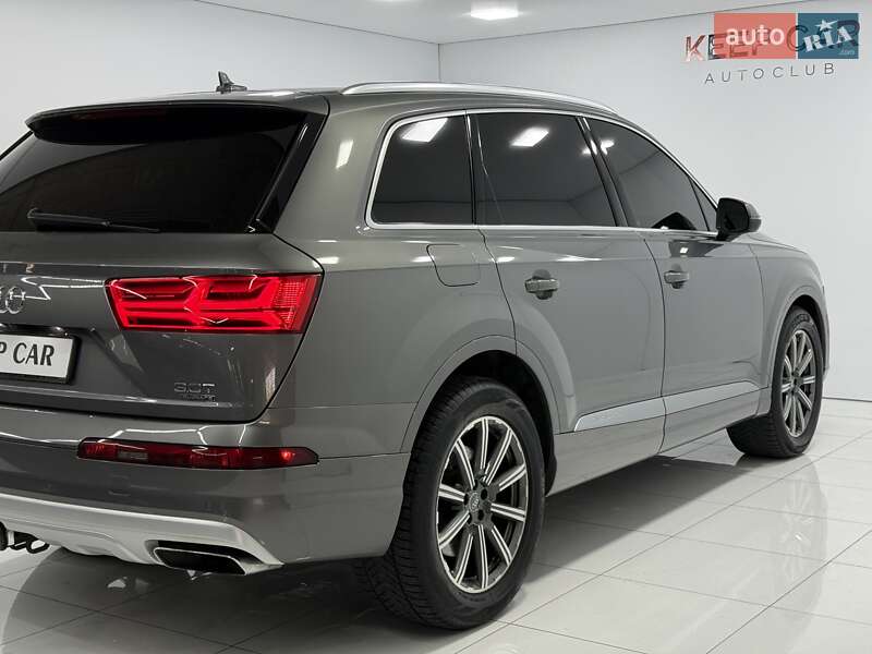 Позашляховик / Кросовер Audi Q7 2017 в Одесі