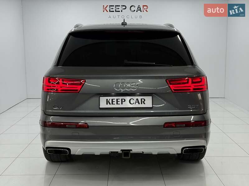 Позашляховик / Кросовер Audi Q7 2017 в Одесі