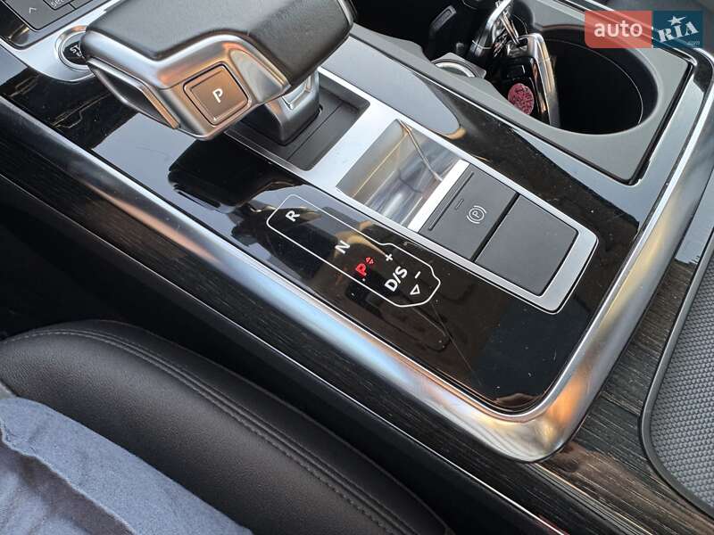 Позашляховик / Кросовер Audi Q7 2022 в Тернополі