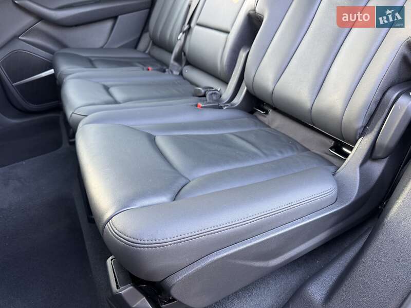Позашляховик / Кросовер Audi Q7 2022 в Тернополі