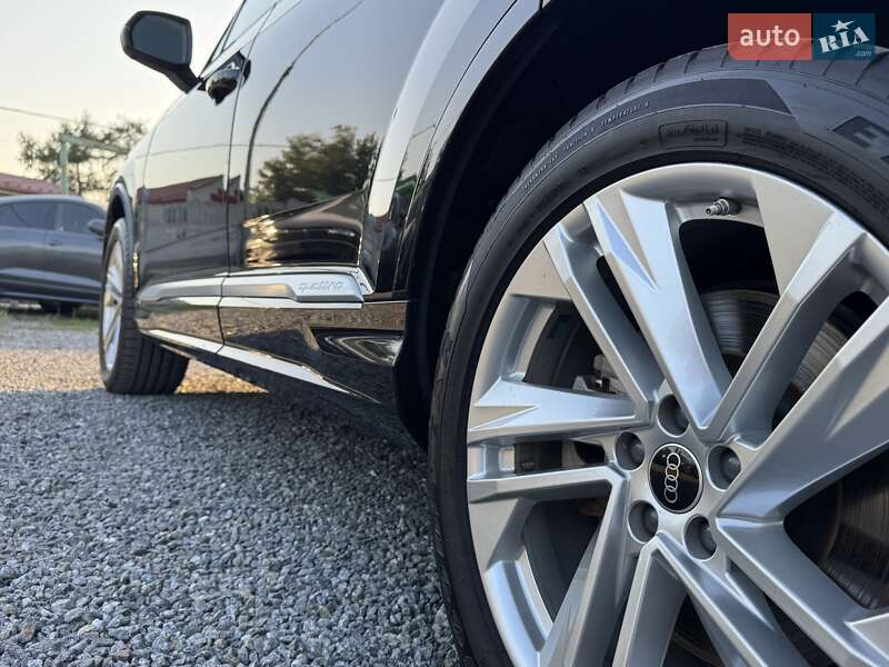 Позашляховик / Кросовер Audi Q7 2022 в Тернополі