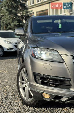 Внедорожник / Кроссовер Audi Q7 2013 в 