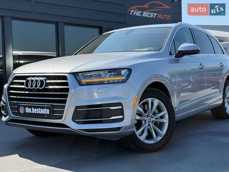 Внедорожник / Кроссовер Audi Q7 2017 в Ровно