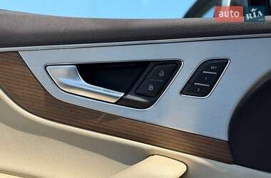Внедорожник / Кроссовер Audi Q7 2017 в 
