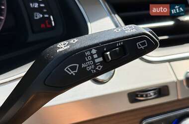 Внедорожник / Кроссовер Audi Q7 2017 в 