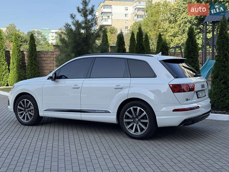 Позашляховик / Кросовер Audi Q7 2016 в Луцьку фото 3 Позашляховик / Кросовер Audi Q7 2016 в Луцьку