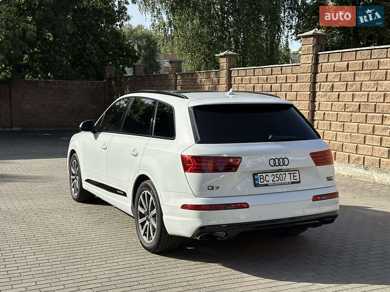 Позашляховик / Кросовер Audi Q7 2016 в Луцьку фото 29 Позашляховик / Кросовер Audi Q7 2016 в Луцьку