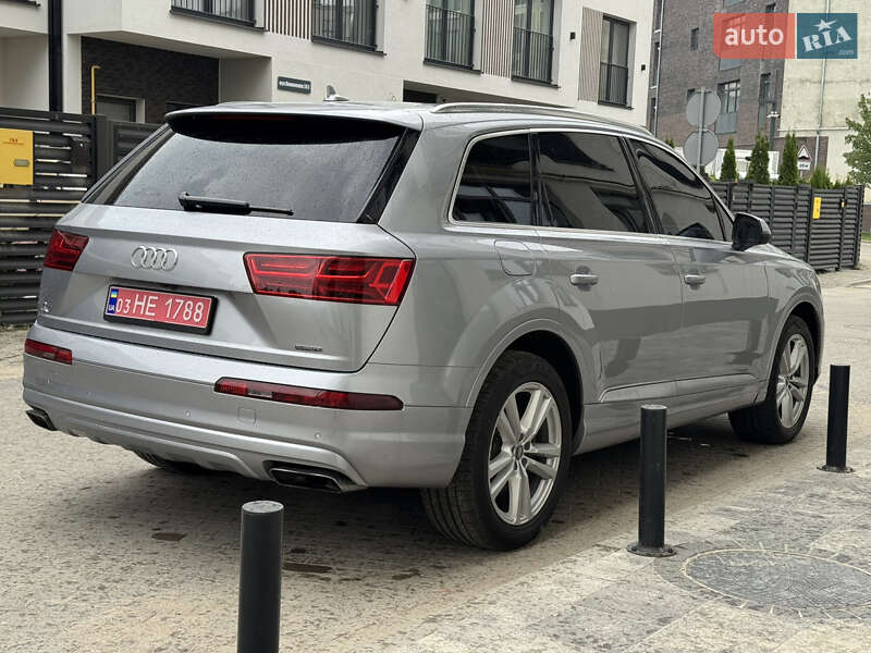 Внедорожник / Кроссовер Audi Q7 2017 в Львове фото 4 Внедорожник / Кроссовер Audi Q7 2017 в Львове