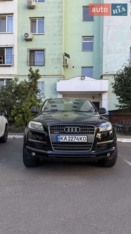 Позашляховик / Кросовер Audi Q7 2008 в Одесі