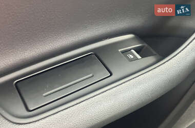Внедорожник / Кроссовер Audi Q7 2016 в 