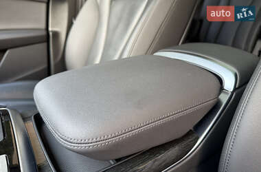 Позашляховик / Кросовер Audi Q7 2020 в 
