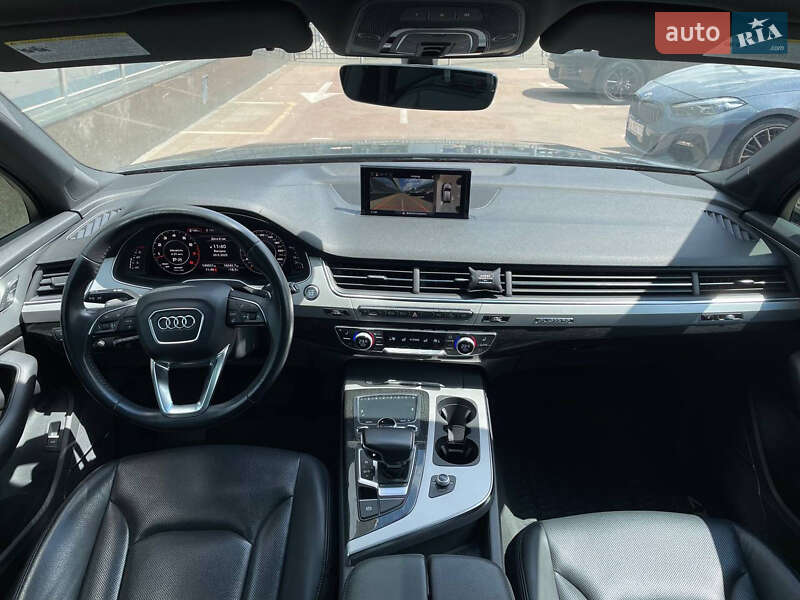 Позашляховик / Кросовер Audi Q7 2018 в Києві
