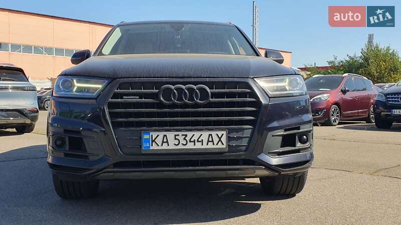 Позашляховик / Кросовер Audi Q7 2016 в Києві