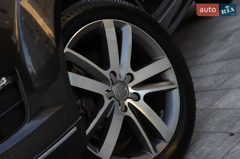 Внедорожник / Кроссовер Audi Q7 2015 в Дрогобыче фото 13 Внедорожник / Кроссовер Audi Q7 2015 в Дрогобыче