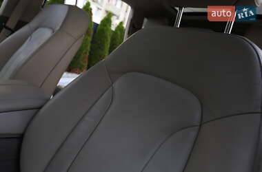 Позашляховик / Кросовер Audi Q7 2015 в  фото 73 Позашляховик / Кросовер Audi Q7 2015 в