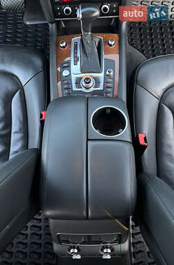 Внедорожник / Кроссовер Audi Q7 2013 в 