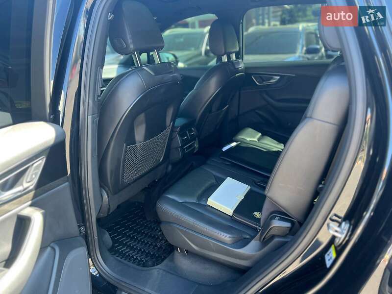 Позашляховик / Кросовер Audi Q7 2016 в Одесі фото 17 Позашляховик / Кросовер Audi Q7 2016 в Одесі