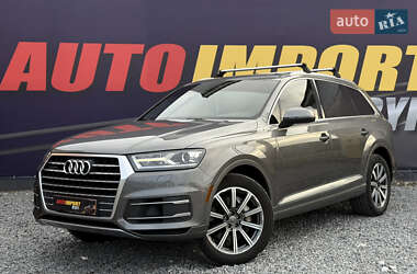 Позашляховик / Кросовер Audi Q7 2017 в Стрию