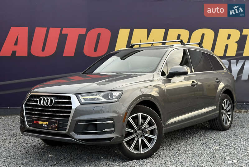 Позашляховик / Кросовер Audi Q7 2017 в Стрию