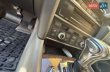 Внедорожник / Кроссовер Audi Q7 2012 в 