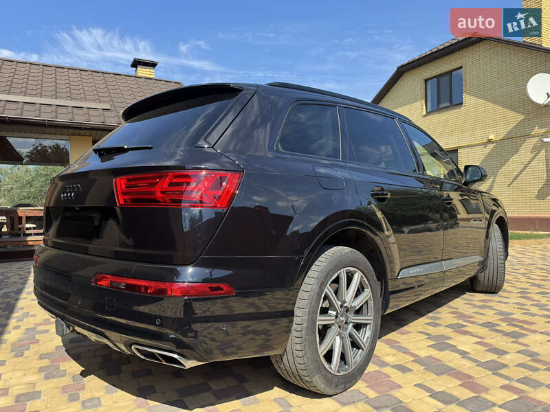 Внедорожник / Кроссовер Audi Q7 2018 в Харькове