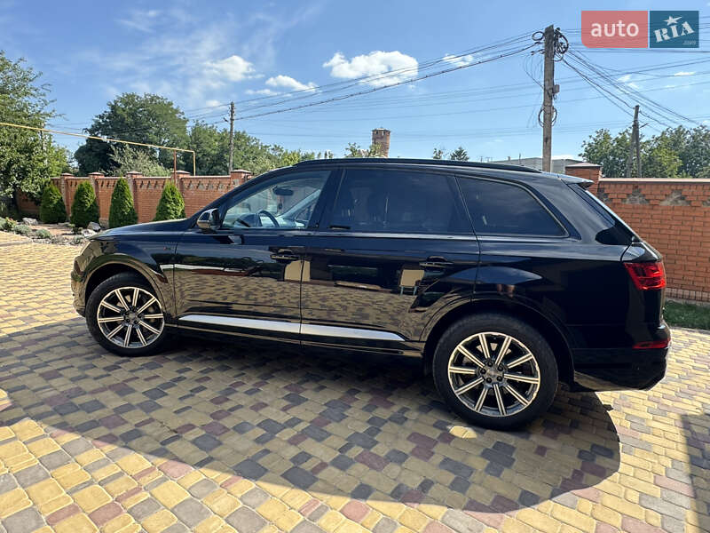 Внедорожник / Кроссовер Audi Q7 2018 в Харькове