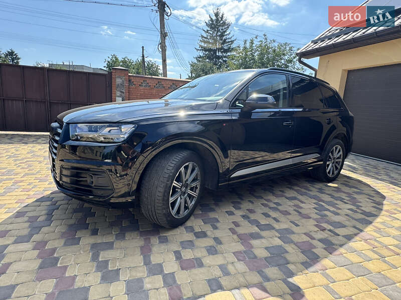 Внедорожник / Кроссовер Audi Q7 2018 в Харькове