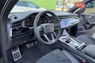 Позашляховик / Кросовер Audi Q7 2022 в 