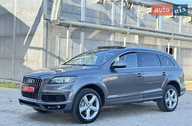 Позашляховик / Кросовер Audi Q7 2012 в 