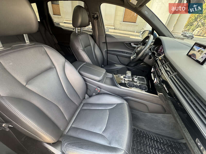 Внедорожник / Кроссовер Audi Q7 2018 в Запорожье фото 33 Внедорожник / Кроссовер Audi Q7 2018 в Запорожье