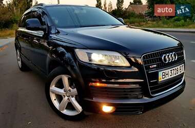 Позашляховик / Кросовер Audi Q7 2007 в Миколаєві