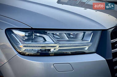 Внедорожник / Кроссовер Audi Q7 2017 в 
