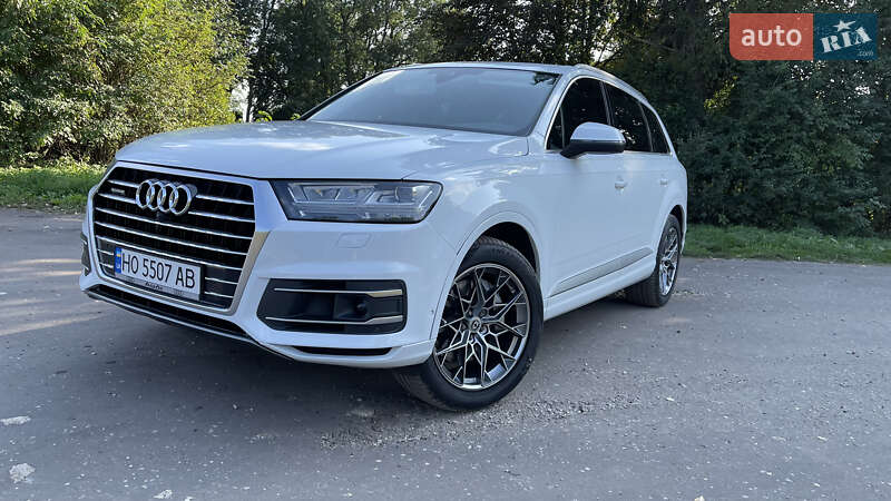 Позашляховик / Кросовер Audi Q7 2019 в Тернополі