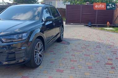 Позашляховик / Кросовер Audi Q7 2016 в Луцьку