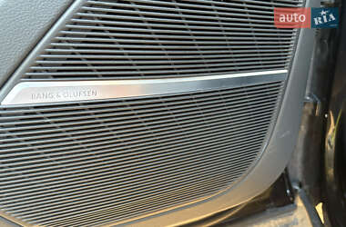 Внедорожник / Кроссовер Audi Q7 2020 в 