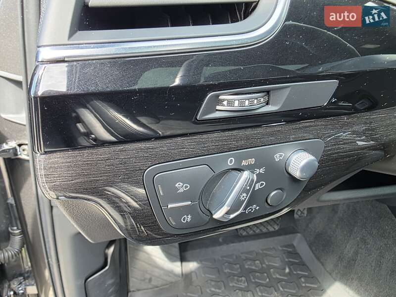 Позашляховик / Кросовер Audi Q7 2018 в Харкові