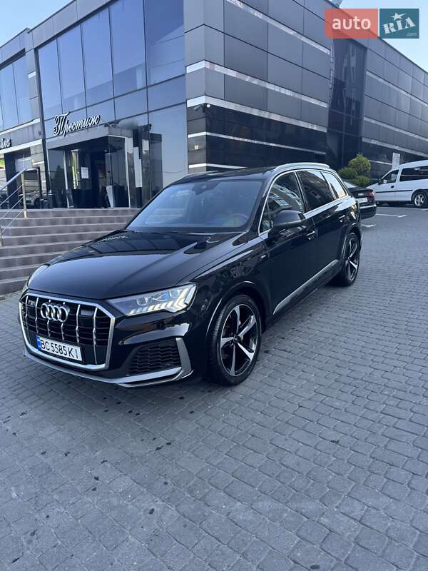 Позашляховик / Кросовер Audi Q7 2020 в Львові