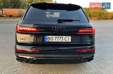 Внедорожник / Кроссовер Audi Q7 2023 в 