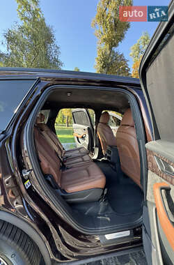 Позашляховик / Кросовер Audi Q7 2020 в 