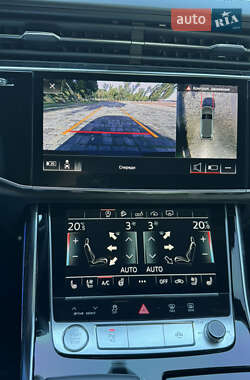 Позашляховик / Кросовер Audi Q7 2020 в 