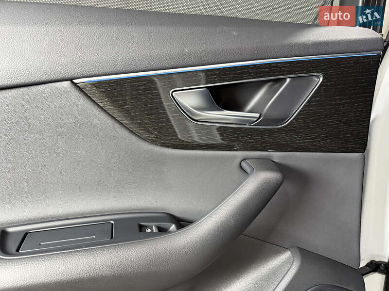 Позашляховик / Кросовер Audi Q7 2021 в Одесі фото 41 Позашляховик / Кросовер Audi Q7 2021 в Одесі