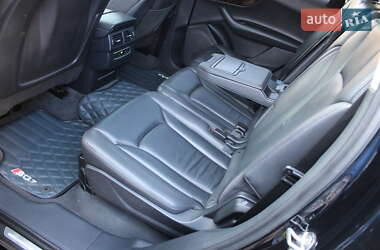 Внедорожник / Кроссовер Audi Q7 2017 в 