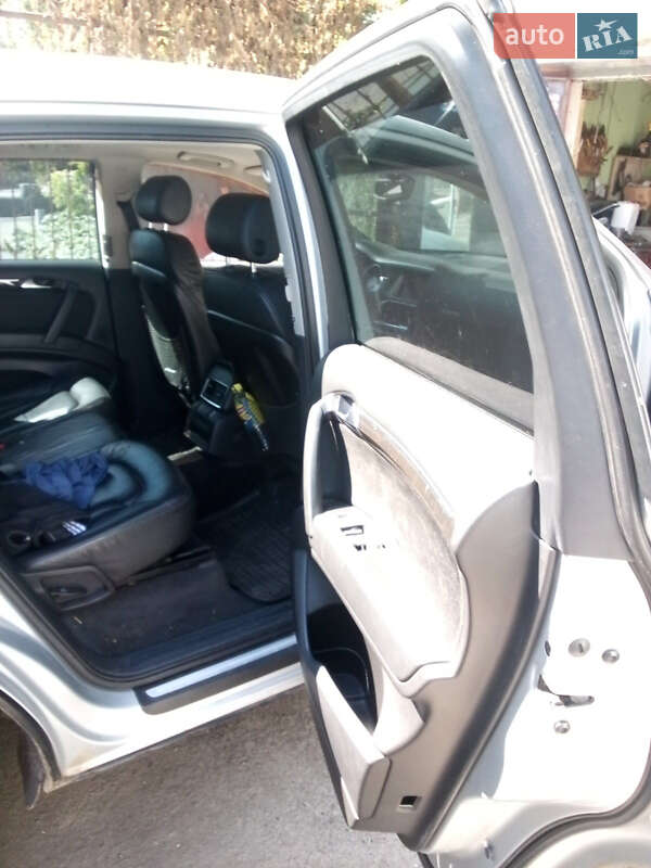 Позашляховик / Кросовер Audi Q7 2006 в Полтаві фото 4 Позашляховик / Кросовер Audi Q7 2006 в Полтаві