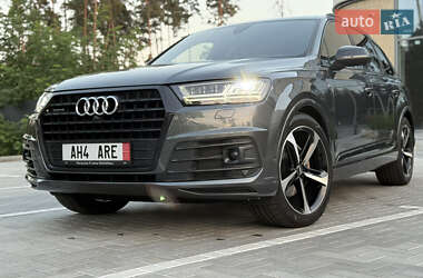 Внедорожник / Кроссовер Audi Q7 2018 в Киеве