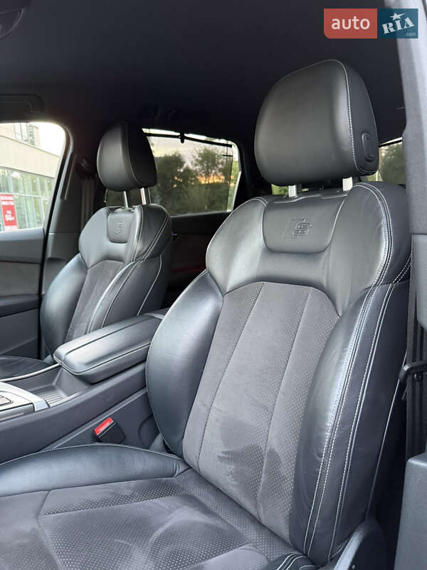 Позашляховик / Кросовер Audi Q7 2018 в Києві