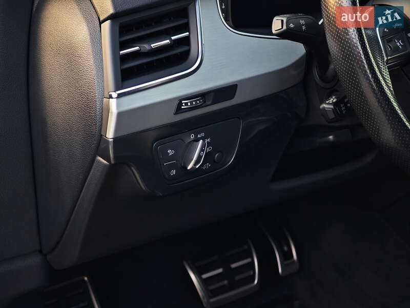 Позашляховик / Кросовер Audi Q7 2018 в Дубні фото 26 Позашляховик / Кросовер Audi Q7 2018 в Дубні